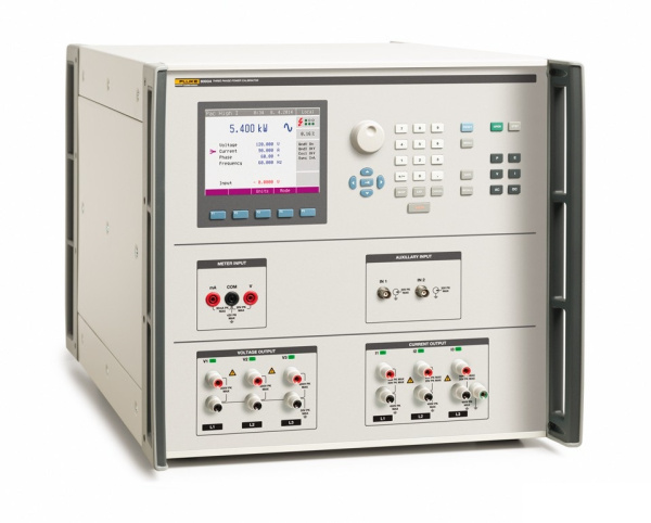 Трехфазный калибратор электрической мощности Fluke 6003A купить по низкой цене | МАКСПРОФИТ