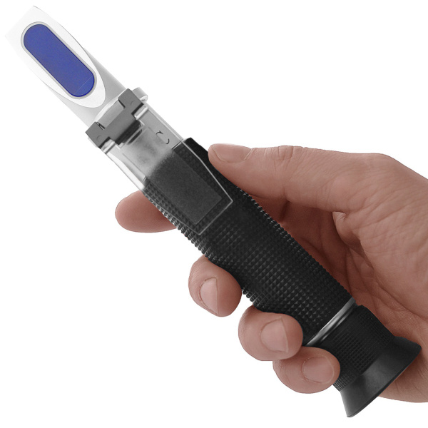 Рефрактометр клинический (ветеринарный для определения плотности мочи, определение концентрации белка в сыворотках) МЕГЕОН 72019 купить по низкой цене | МАКСПРОФИТ