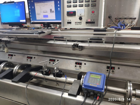 Стационарный ультразвуковой расходомер Streamlux SLS-720F (Средний, Взрывозащищенное исполнение) купить по низкой цене | МАКСПРОФИТ